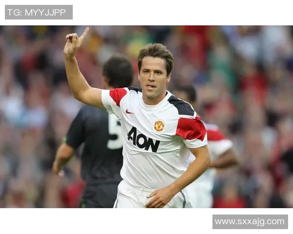 古法足球明星排名前十揭晓经典球员风采与成就回顾